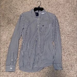American Eagle men’s shirt